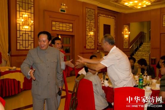 中國經(jīng)濟低碳轉(zhuǎn)型與可持續(xù)發(fā)展大會