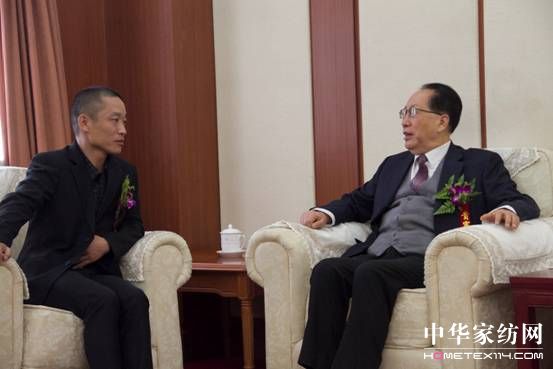 中國經(jīng)濟低碳轉(zhuǎn)型與可持續(xù)發(fā)展大會