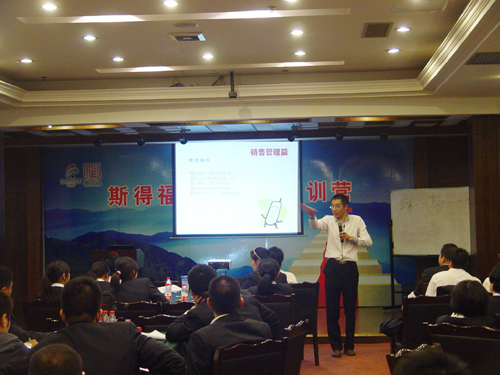 ˹�ø��e�k���N�ۃ���ģʽ����Ӗ���