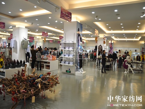 �_(d��)��•�z�I�����(gu��)��AAAA��(j��)���^(q��)�_�@