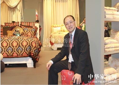 �z�ҡ����{�Ҽ�����ɫ�����Ј�