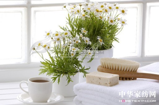 ����������{���I�� 18���Ҿӽ���С����