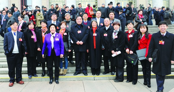 全國兩會現場:紡織人再聚首