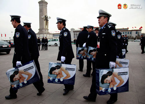 �ɕ������񾯫@ٛ�����������^