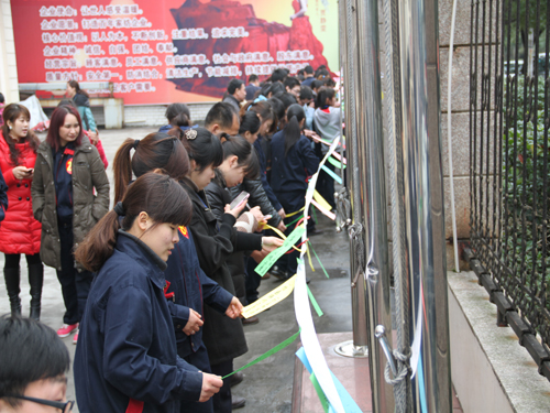 ʢ��F(tu��n)�e�kȤζ�\(y��n)��(d��ng)��(hu��)�cף�����˹�(ji��)��