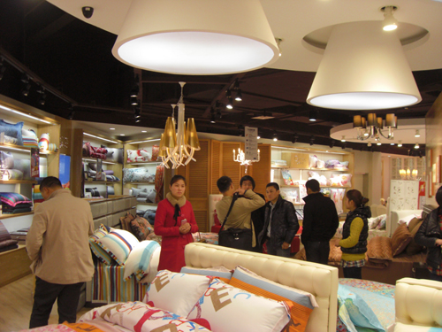 ���A�Ҽ��W�M�������L�F�������˽���ͨ����