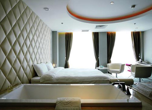 �ð�ɫ�������g�ΑB