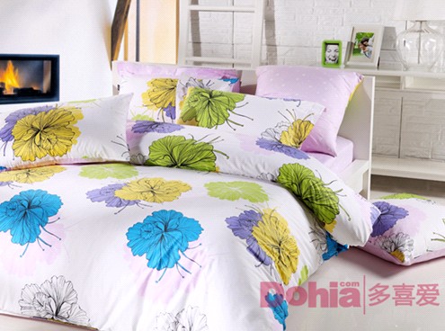 上用品十大品牌多喜愛家紡