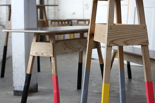 ���m�ӵ��������ӵĄ���ɫ��