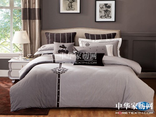 ��ʿ��Ҽ�2012�ﶬ��Ʒ����옷�r�м�