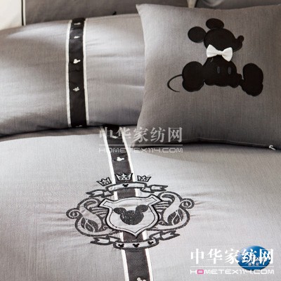 ��ʿ��Ҽ�2012�ﶬ��Ʒ����옷�r�м�