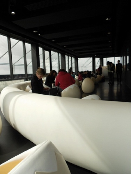 �����B�����η����������B���ư�