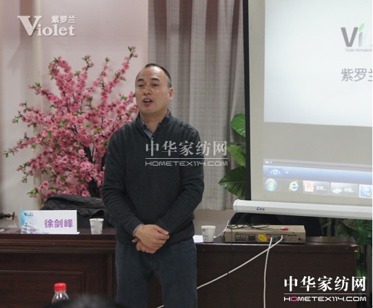 ���_�m��ֱ�I��˾��Ӣ�T��pkِ�e��