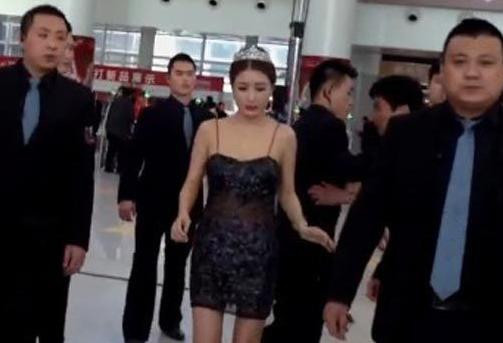 �R���P�I(l��ng)�10��Ů�Ǳ��S���PK