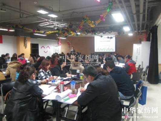 ��[���_��2013��ƷѲ����Ӗ(x��n)��(hu��)