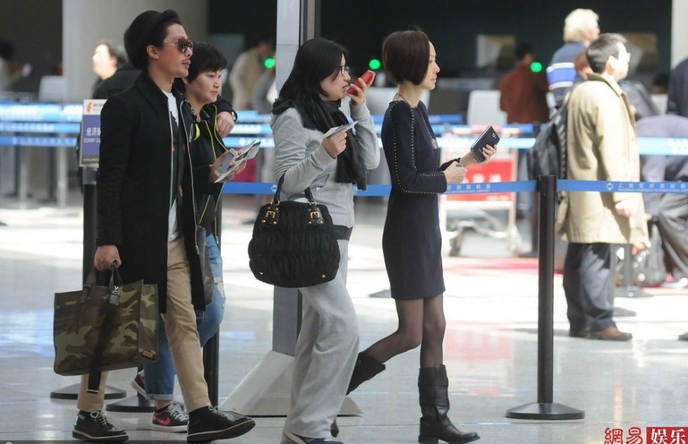 ���ԥ���ڽz�F(xi��n)��C(j��)��