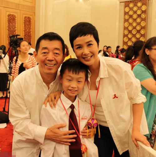 蔣雯麗夫婦婚變傳聞后首亮相