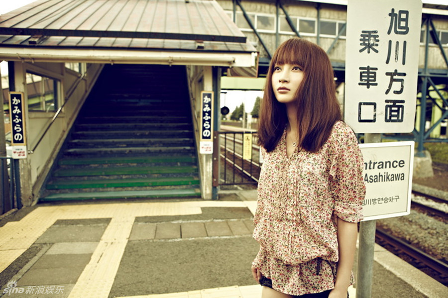 姚笛清新寫真憧憬美妙未來