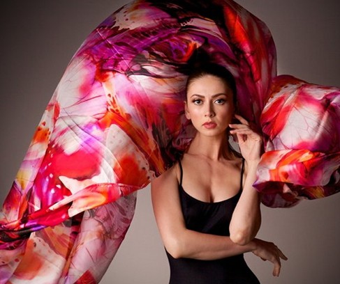 牛奶觸感 品質(zhì)紫羅蘭為您解析絲綢