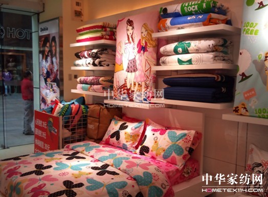 多喜愛家紡的床品陳列美學(xué)