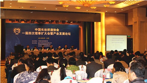 �L�z���fһ���Ĵ����U����ھ����_