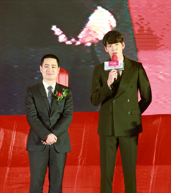 ������չ��ů�С���ѣ���ˮ�ǼҼ���ů����