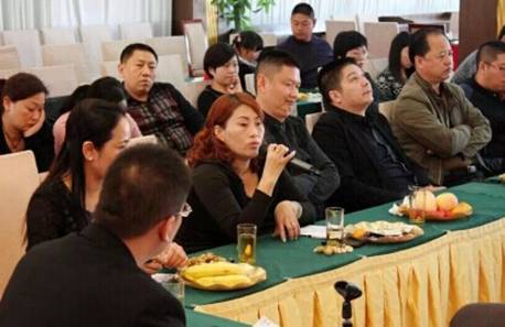 ���ˍu�Ҽ�2015������Ʒ�b�p���߽��N����Մ���A�M�Y����