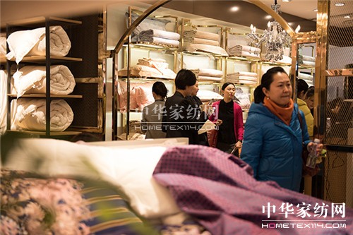 ������ɼ��F(tu��n)�������һվʽ�Ҿ������w�(y��n)�^�����L��׿չ