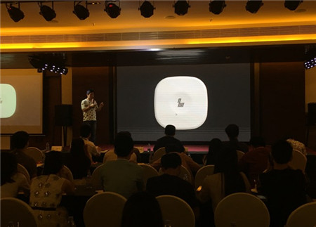 ���X늲�оƬϵ�y(t��ng)•FitSleep ��1�l(f��)�� ��Ȼ���ߕr(sh��)�����R