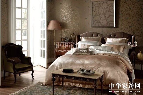 張小嫻:女人一定要擁有一個真絲枕套