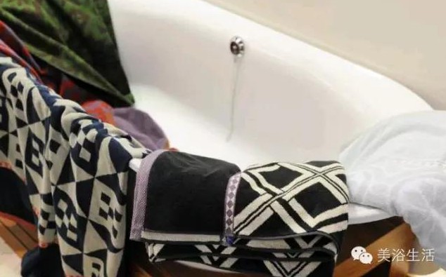 ��ԡ������m�˸��Ҽ�չ��һ�lԡ�����Ҹ�4.0��