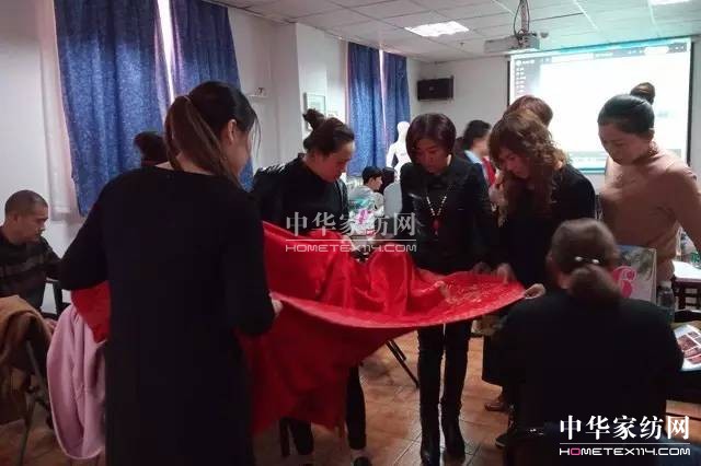 �Pʢ�Ҽ�����Ӣ���ף����f��Փ�������l��Ӣ����