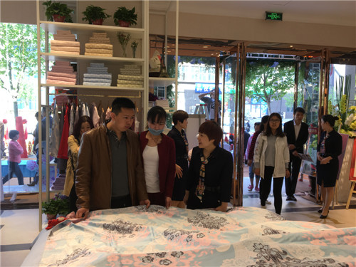 �Ԛ�����Ĳ��Ȼ�����@ôһ�ҳ���Pʢ�Ҽ��w��!