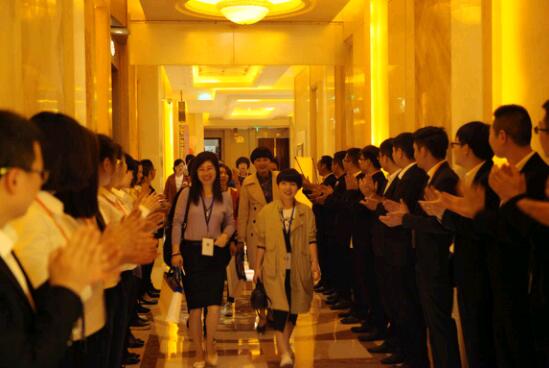 ���R���Ҽ�2017�ﶬ��Ʒ�l�����A�M��Ļ