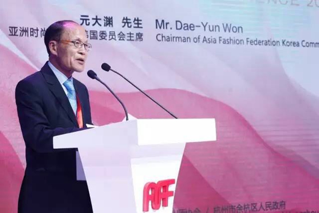 �������ģ��˼�������ޕr(sh��)�������¸߶ȡ���2017���ޕr(sh��)��(li��n)�ϕ�(hu��)�Ї����(hu��)�ں������_