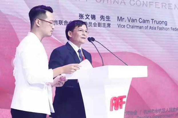 �������ģ��˼�������ޕr(sh��)�������¸߶ȡ���2017���ޕr(sh��)��(li��n)�ϕ�(hu��)�Ї����(hu��)�ں������_