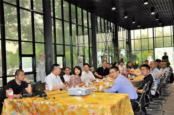 海寧家紡協(xié)會走訪天一紡織干貨滿滿