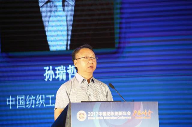 �������B�µąfͬ�����c�rֵ���죬2017�Ї������������•�aƷ����ڸ��ݳɹ��e��