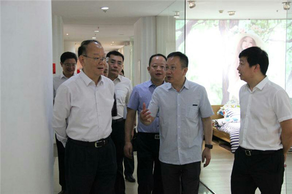 �м�(li��n)�hί��(sh��)ӛ����һ�Ќ�(sh��)�����L��ͨ�Ҽ���I(y��)