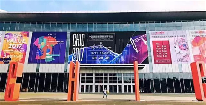 ���@��������L�����м����＾չ���_Ļ