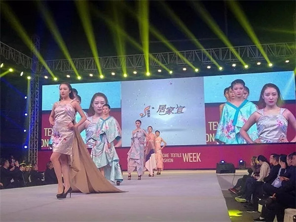 �r�����I���2017�ɶ��Ҽ���•�ɶ��r�b�������ݾ��ʆ�Ļ