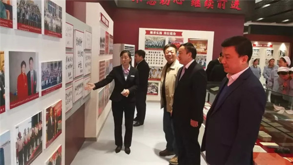 弘揚勞模精神,趙夢桃紀念館被中紡聯授予“愛國主義教育基地”