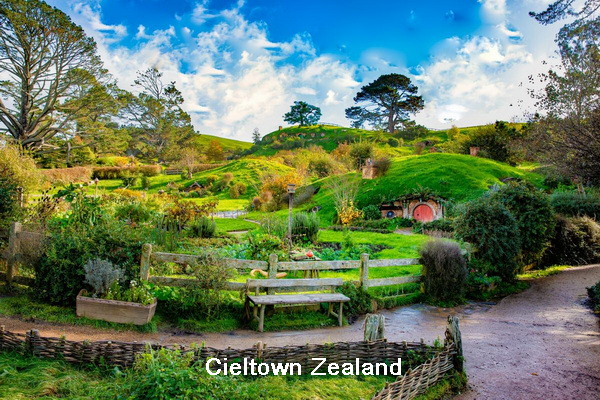 �����Ļ����¾�����,���Ġ�С悡��Ƴ��ػ�ϵ����Ʒ,���塤һ�����u���P������4��������