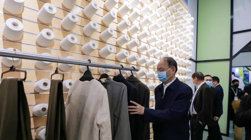 ��ˇ�������I�Gɫ�r��--2021�������H�鼏���[���_Ļ�ڼ�