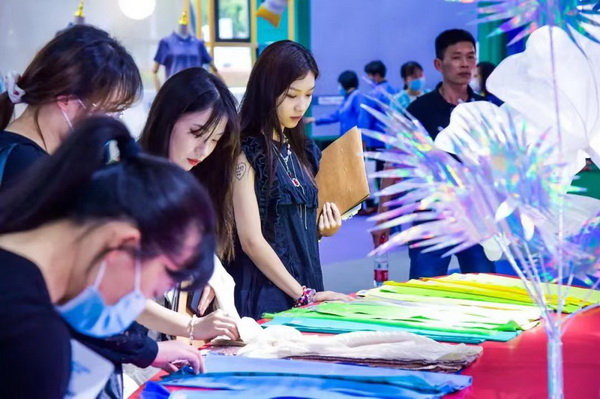 2022�򴺼����������ּ���ϵ�л�Ӽ����A�Ɇ�Ļ