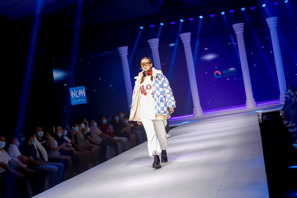 青創(chuàng)網(wǎng)2022電商生態(tài)峰會(huì)“三天兩夜”活動(dòng)正式拉開帷幕!