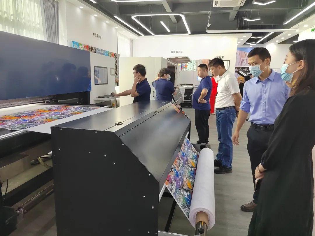 ��ʼ���Ʒ��(sh��)�aӡˇչʾ���ĳɹ���Ļ���F(xi��n)���l(f��)������ذ���Ʒ