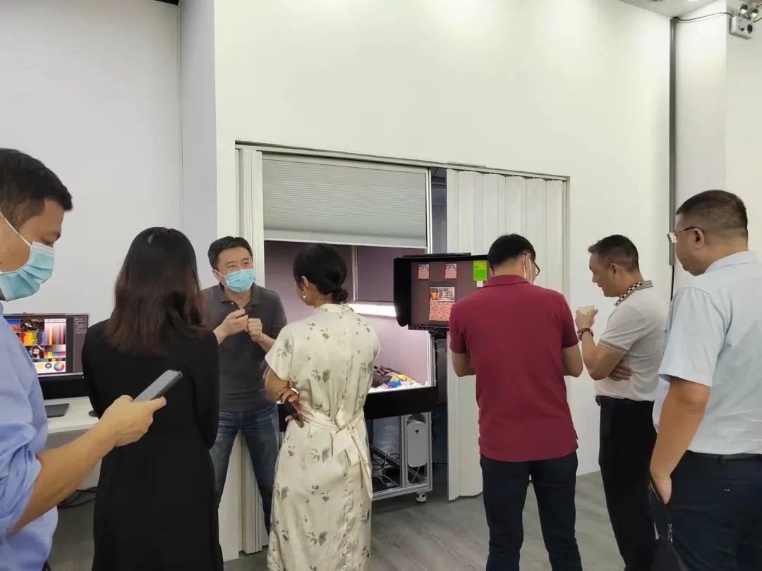 ��ʼ���Ʒ��(sh��)�aӡˇչʾ���ĳɹ���Ļ���F(xi��n)���l(f��)������ذ���Ʒ